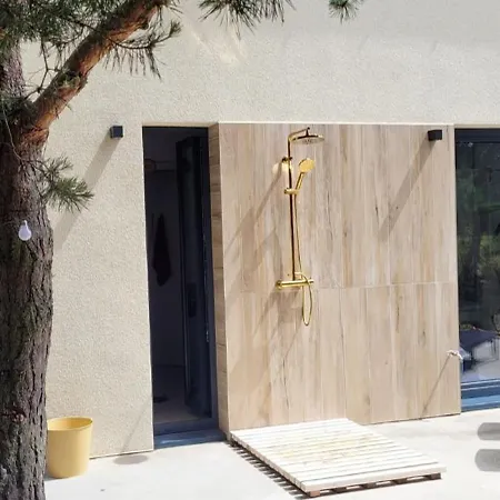 Szyszka W Ogrodzie דירה *